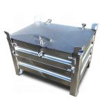 Stapelbak met deksel en cilinders, Inhoud: 391liter, 4 hijsogen, Stapelbaar, Geheel afsluitbaar, Thermisch verzinkte bak, Elektrolytisch verzinkte deksel - 1446.10020002