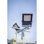 Lichtmast Professional telescopisch uitschuifbaar 2.4 tot 8.5 meter, voorzien van ballastblokken, Nederlands fabricaat, leverbaar met of zonder LED-bouwlampen
