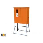 Bouwmeterkast 80A-1306 met bouwwaterput | Actie | 1x CEE 63A 5p 380V | 2x CEE 32A 5p 380V | 1x CEE 32A 4p 380V | 6x schuko 16A 230V | Artikelnummer: 1446.603331 | MERZ/PCE
