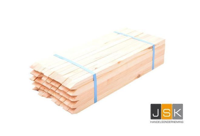 Houten piket 22x22x800 per 100 stuks - JSK Handelsonderneming