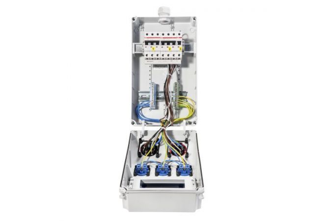 VOTHA® wandverdeler - bedraad - 1x CEE 32A / 1x CEE 16A / 3x contactdoos 230V "WOLFSBURG" 063.113.1110 - JSK Handelsonderneming