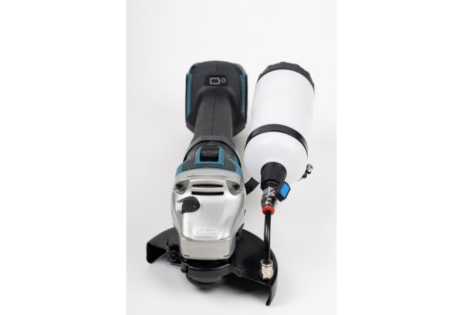 Makita DGA504RTJ Haakse kwartsstof accu-slijper met waterdruppelaar 125mm 18V/5.0AH LI-ION