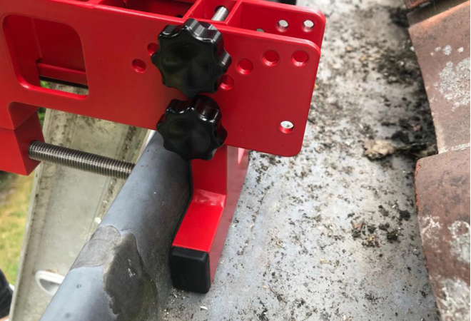 Toplocker ladderklem | Ladderborgingssysteem | Ladderhaak | Ladderconsole | Laddersteun | Ladderbeugel | Arbo vriendelijk hulpmiddel - JSK Handelsonderneming