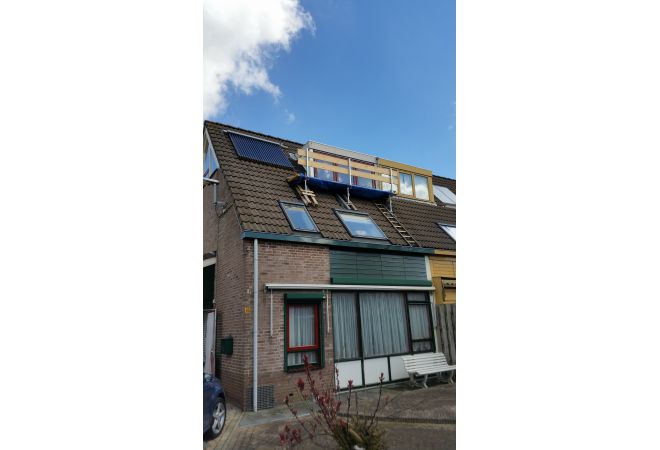 Tréteau de toit avec support de main courante | Panneaux solaires de protection des bords de toit avec support de main courante | Roof edge protection solar panels with handrail support - JSK Handelsonderneming