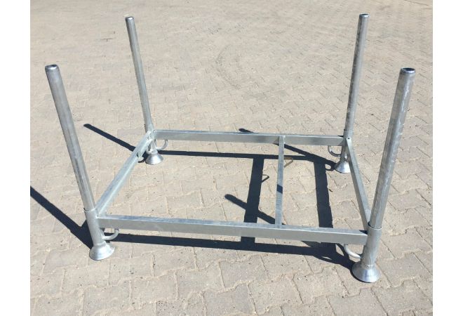 Stapelrek | Stapelpallet | Steigerrek | Stapeljuk | 1250x850mm | inclusief Rongen | 1010.0030 - JSK Handelsonderneming