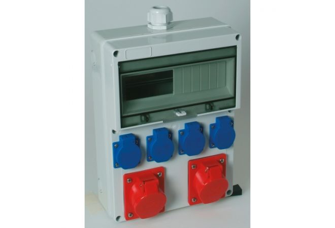 Wandverdeler lege behuizing - voorbedraad "WÜRZBURG | 1x 32A 5p 400V | 1x 16A 5p 400V | 4x randaarde-contactdozen 230V | 061.114.0000-V - EAN: 4028232057490