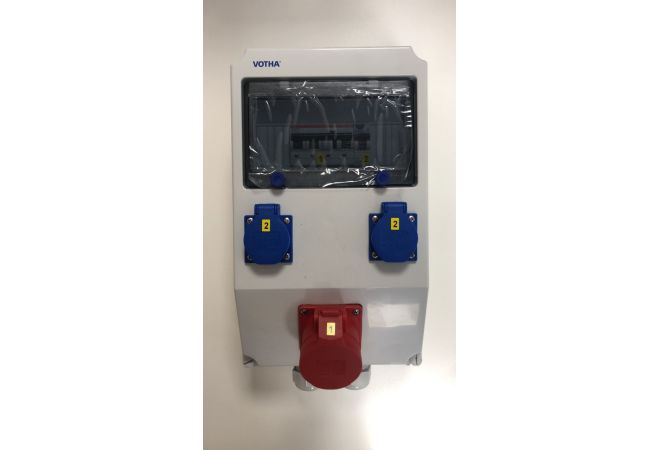 Wandverdeler - bedraad "WOLFSBURG" | 1x 16A 5-polig 400V | 2x wandcontactdoos Schuko 230V | 063.012.0000-11 - JSK Handelsonderneming