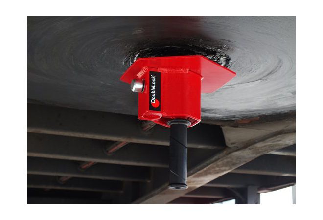 DoubleLock trailer slot Kingpin Lock RED SCM - 080-220 - JSK Handelsonderneming