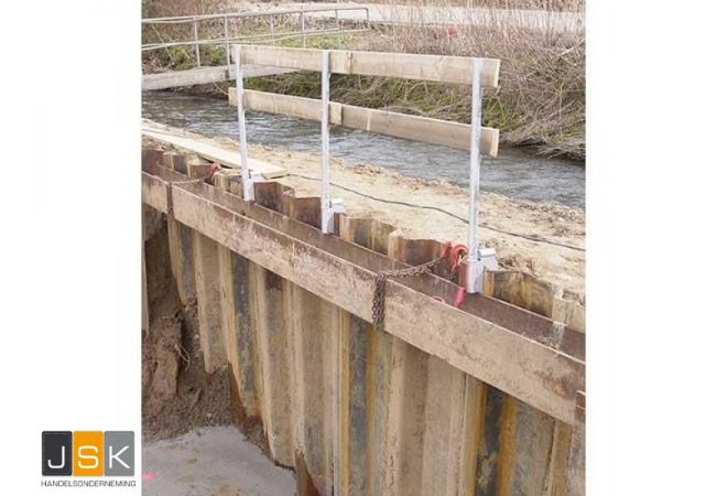 Damwand staanderbevestiging leuning thermisch verzinkt, Sheet Piling Bracket, Spundwand-Halterung, Support de Palplanches