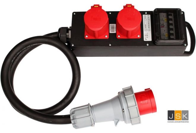 CEE Verloop Adapter 63A 5-polig > 32A 5-polig Zekering: 2 LS C 32 A, 3-polig - CEE stroomverdeler massief rubber 63A / 400V naar 2x 32A bouwstroomverdeler adapter - Gezekerd met 3-polige stroomonderbreker B32A IFN 30 mA (standard) - 635325/2/G