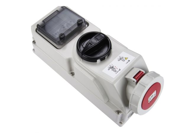 PCE Switched Interlocked Socket 32A 3P+N+E 400V IP67 76252-6