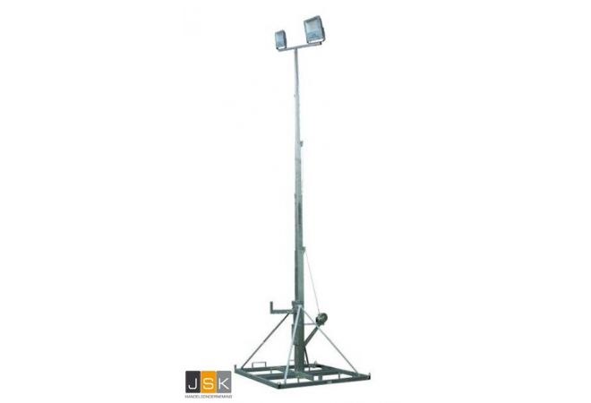 Lichtmast telescopisch 3 - 10,5 meter - Uiterst compacte verzwaarbare 5-delige lichtmast - volledig gegalvaniseerd - Leverbaar met of zonder zeer krachtige LED-bouwlampen