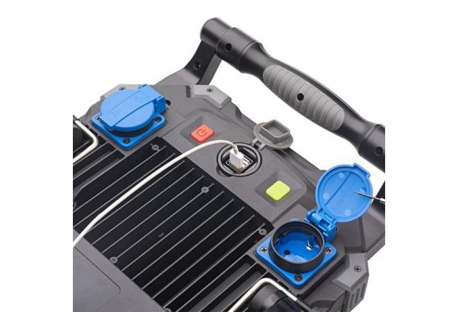 Vetec LED 100W Strijklamp schakelbaar in 3 kleuren | Kleurtemperatuur 2700° / 4500° / 6500° K | klasse 1 | incl. 2x Schuko contactdoos + 5 meter snoer op standaard | 55.325.10