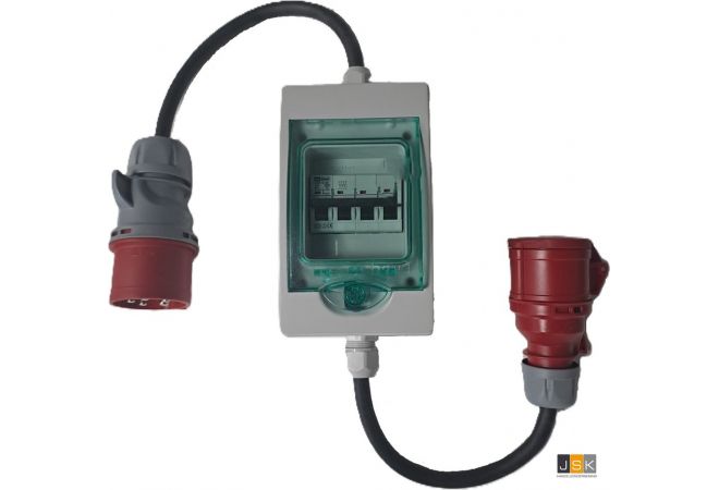 Verloopsnoer / verloopstekker van 5-polige 32A stekker naar 5-polige 16A contrastekker met zekering-automaat | Standaard, 6400 W, uitgerust met een 3-fasige zekering, 6400 W