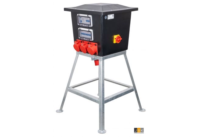Kunststof verdeelkast QUATRO op frame, Ingang en doorlus: CEE 63A 5p 6h 400V via onderzijde, Hoofdschakelaar: 4p 63A, Afgaand: 6× Schuko 16A 2p+RA 2 - NL20.1306.03032-1