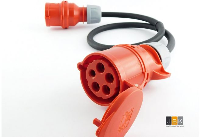 CEE Kachel verloop adapter van 16A 4-polig Male naar CEE 16A 5-polig Female - IP44 plenswaterdicht - 164165